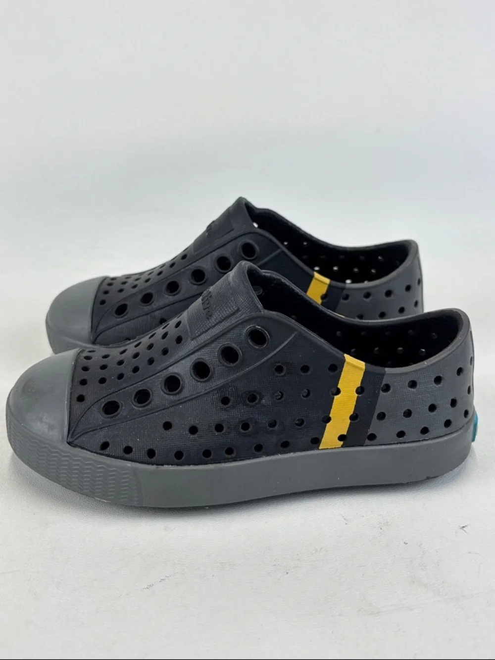 NATIVE Jefferson Block SlipOn Waterproof Sneakers Size C7